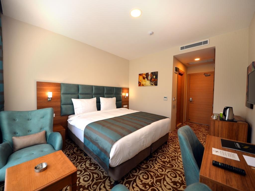 Sertac Hotel Сакар`я Екстер'єр фото